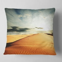 Дизајнрт Сахара пустина и облачно небо - пејзаж печатена перница за фрлање - 18х18